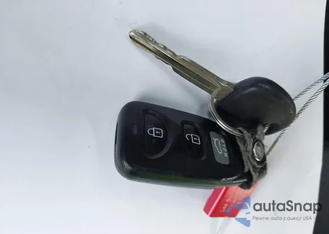 2019 Hyundai Elantra Se из США, поврежденный, VIN 5NPD74LF7KH472982